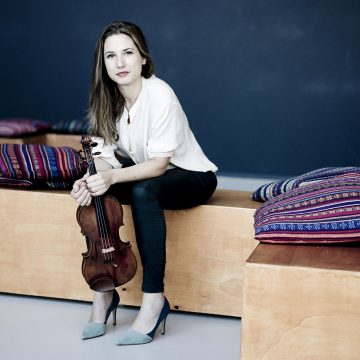 Violiste Rosanne Philippens sprankelt